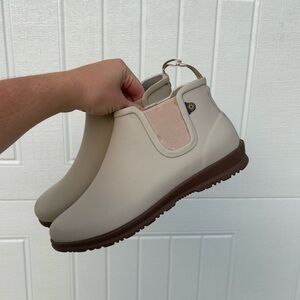 Cream Ankle Boots with Brown Sole